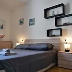 Appartamento Wind Rose House - Bicamere, Parcheggio Fronte Mare *